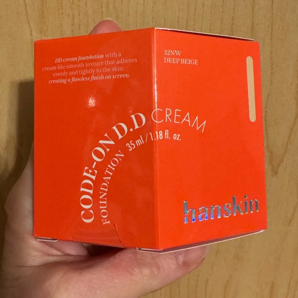 Hanskin DD Cream Foundation 32NW